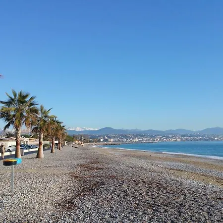 Cap Azur 108 *